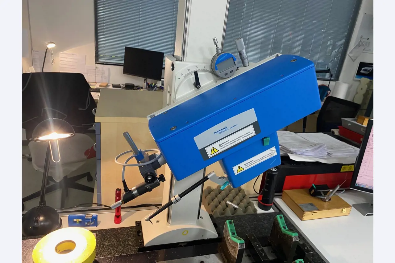 Industriële robots, metaalbewerkingsmachines, voertuigen en IT-apparaten-3