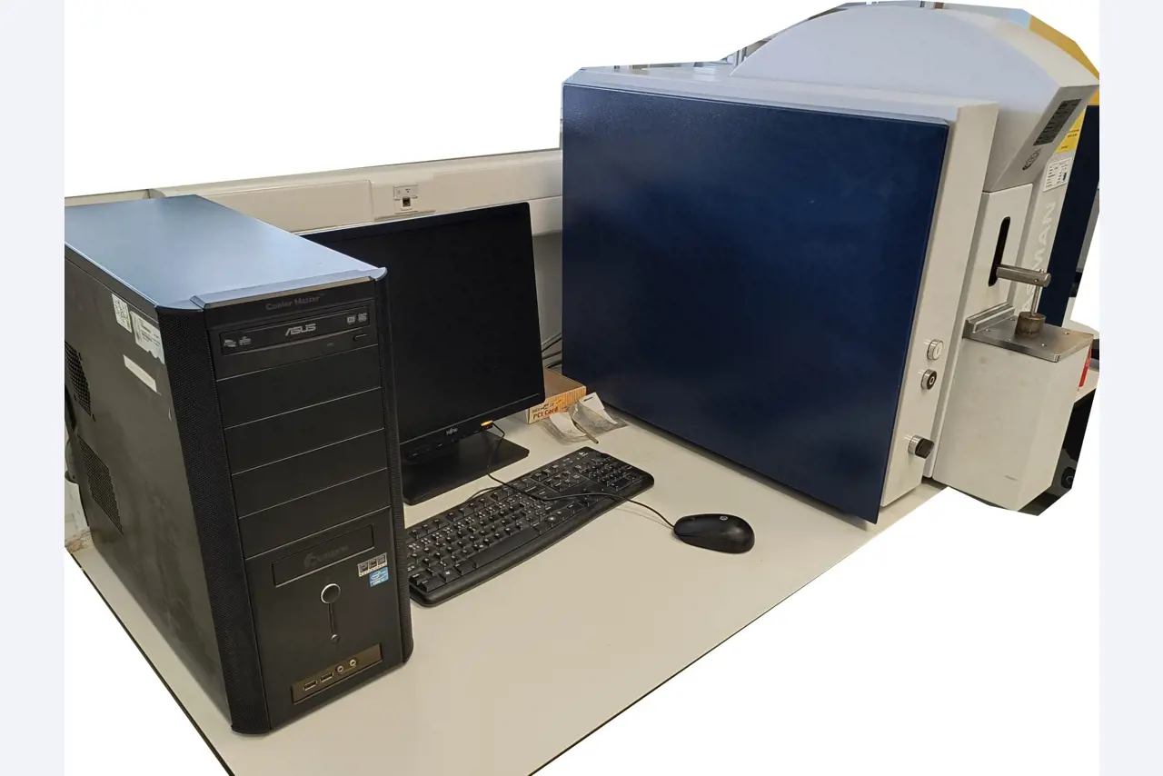 Industrieroboter, Metallbearbeitungsmaschinen, Fahrzeuge und IT-Geräte-1