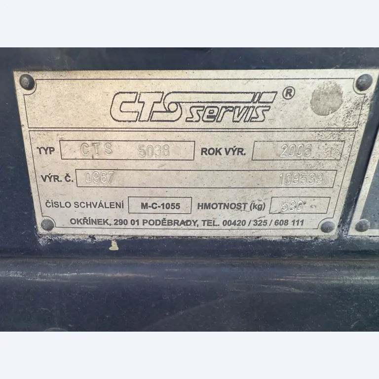 Industrieroboter, Metallbearbeitungsmaschinen, Fahrzeuge und IT-Geräte-12