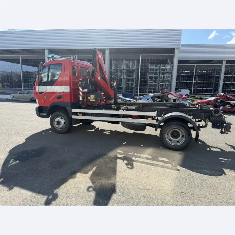 Industrieroboter, Metallbearbeitungsmaschinen, Fahrzeuge und IT-Geräte-9