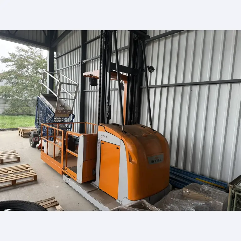 Industrieroboter, Metallbearbeitungsmaschinen, Fahrzeuge und IT-Geräte-1