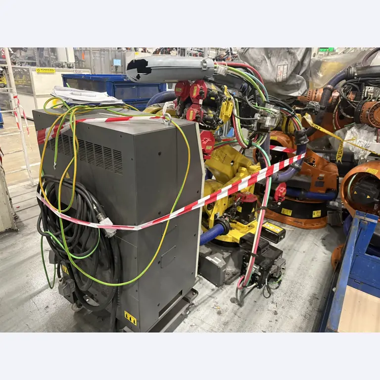 Industrijski roboti, stroji za obdelavo kovin, vozila in naprave IT-8