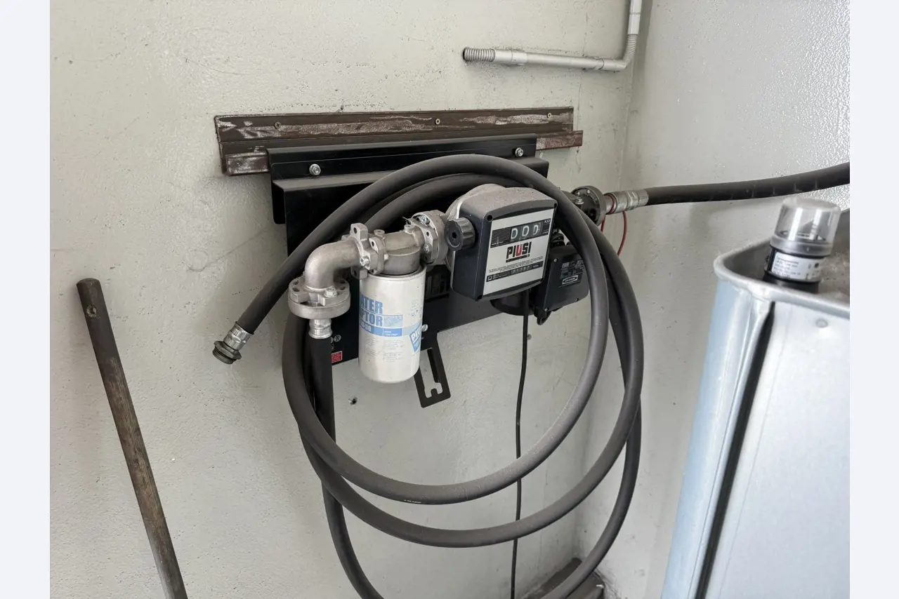 Prumyslové roboty, kovoobrábecí stroje, vozidla a IT zarízení-2