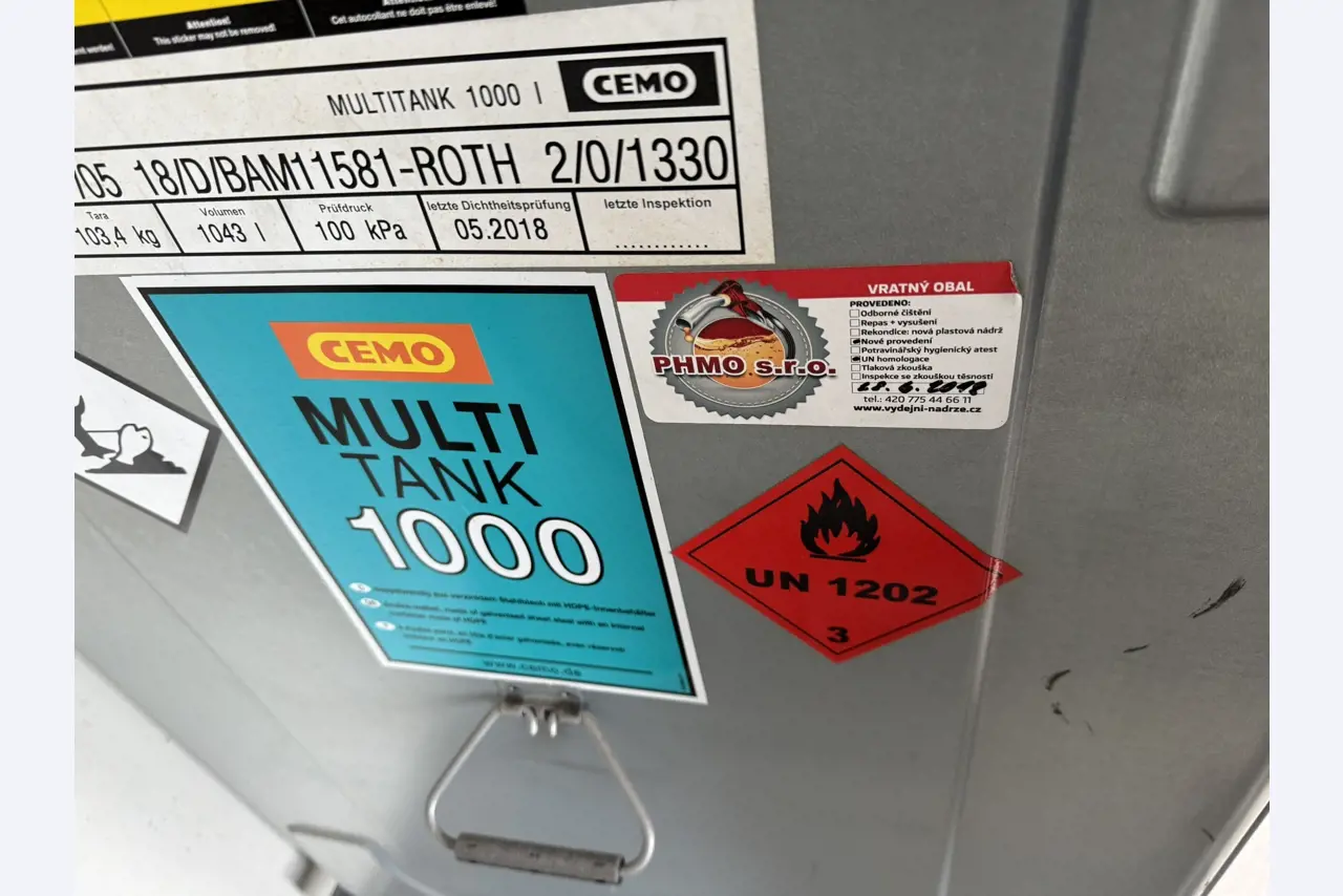 Prumyslové roboty, kovoobrábecí stroje, vozidla a IT zarízení-5