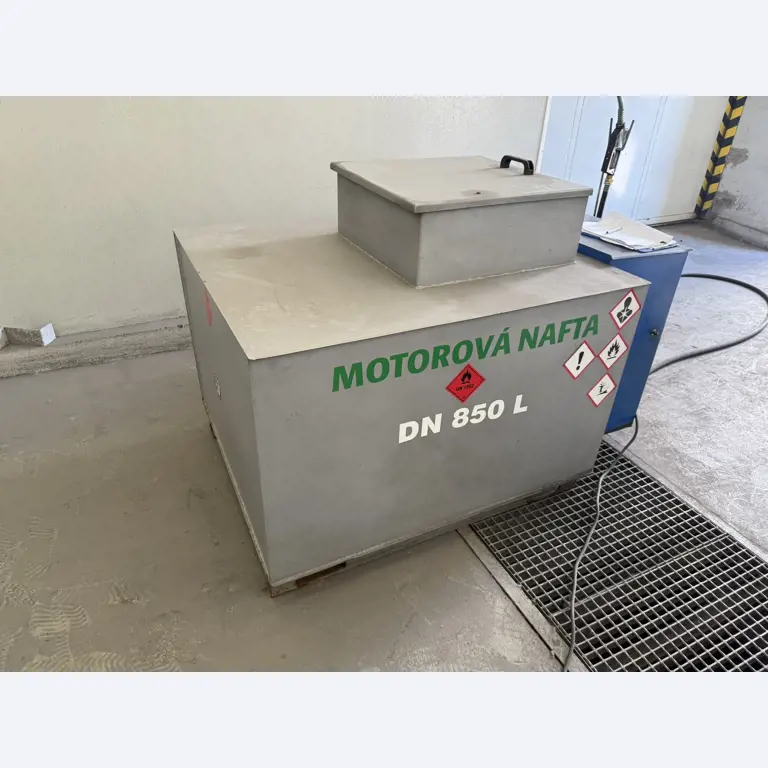 Prumyslové roboty, kovoobrábecí stroje, vozidla a IT zarízení-3