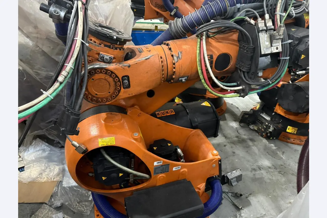 Industrial robots, metalworking machines, vehicles and IT devices-2