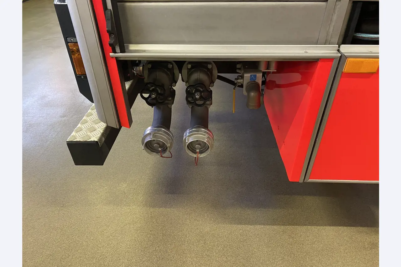 Metalworking machines, industrial robots and vehicles-12