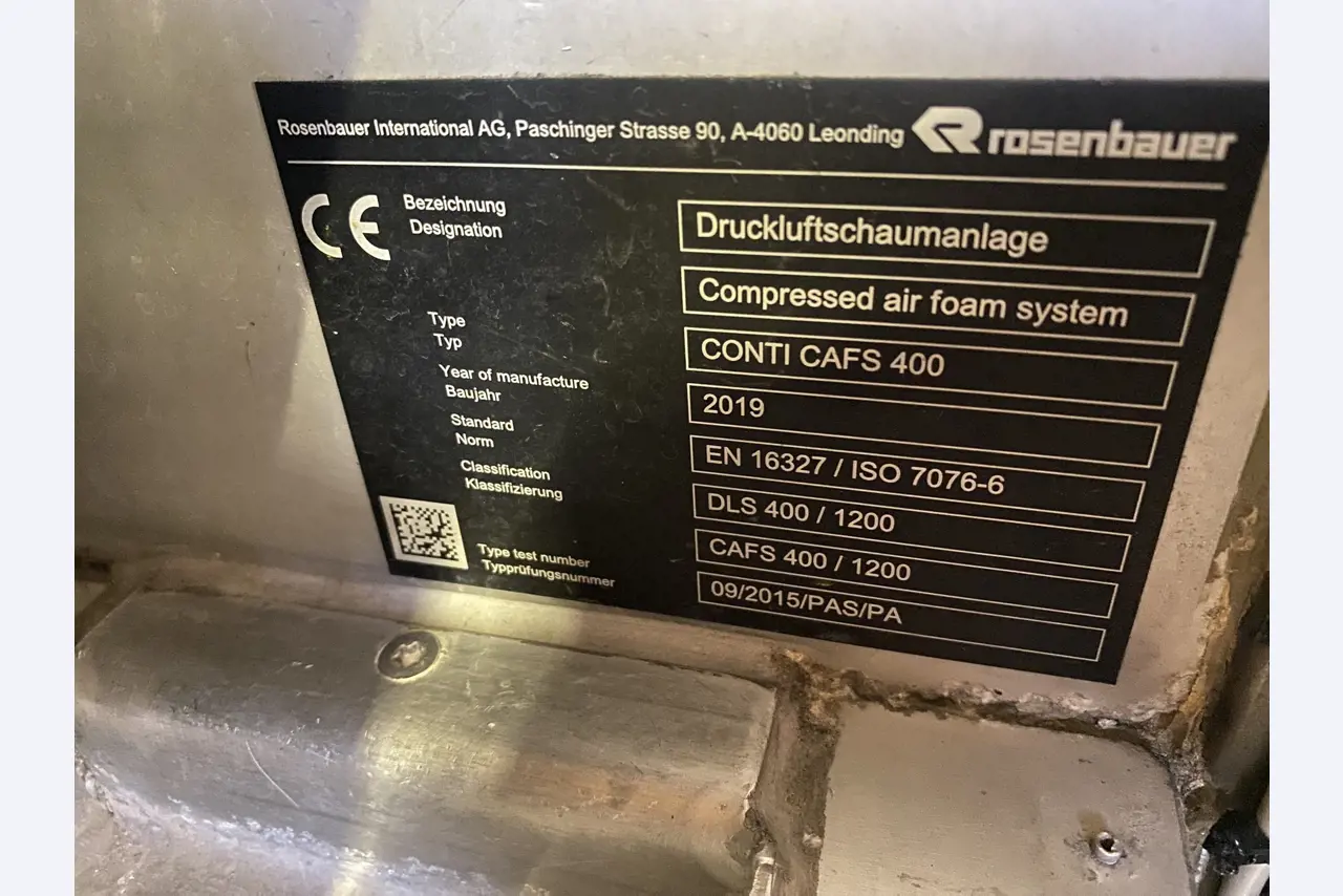 Metalworking machines, industrial robots and vehicles-14