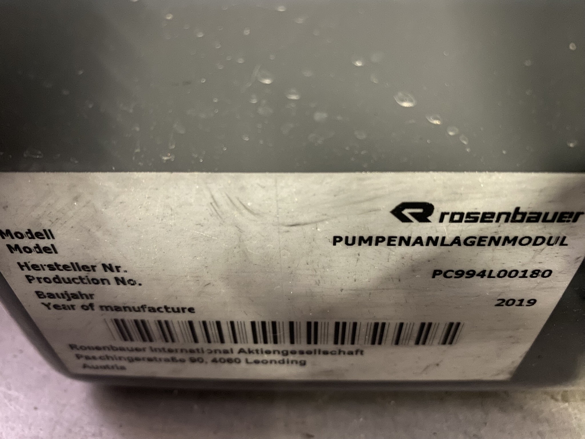 Metalworking machines, industrial robots and vehicles-18