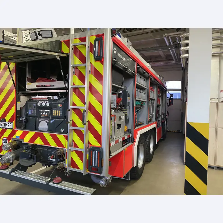 Metalworking machines, industrial robots and vehicles-2