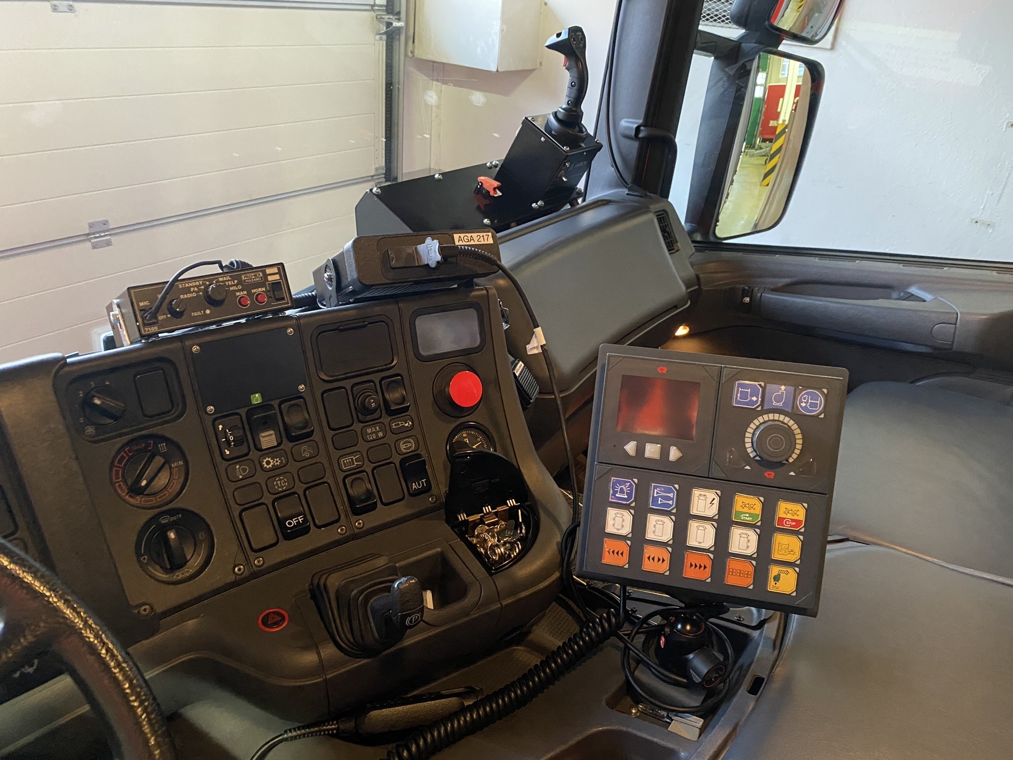 Metalworking machines, industrial robots and vehicles-8