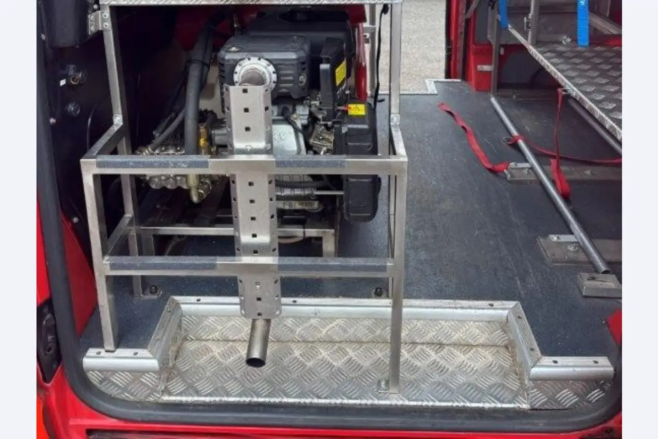 Metalworking machines, industrial robots and vehicles-6