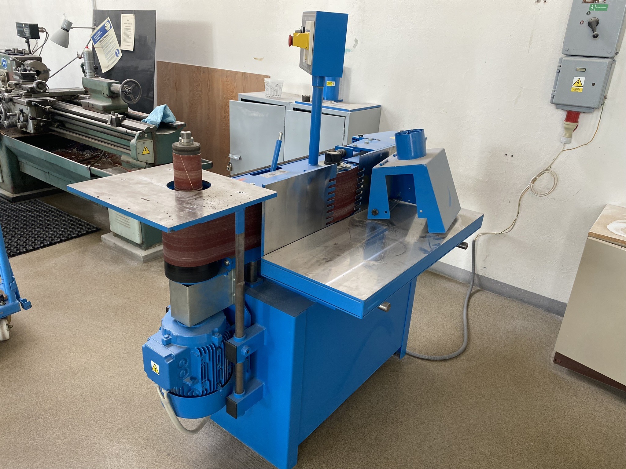 Metalworking machines, industrial robots and vehicles-1