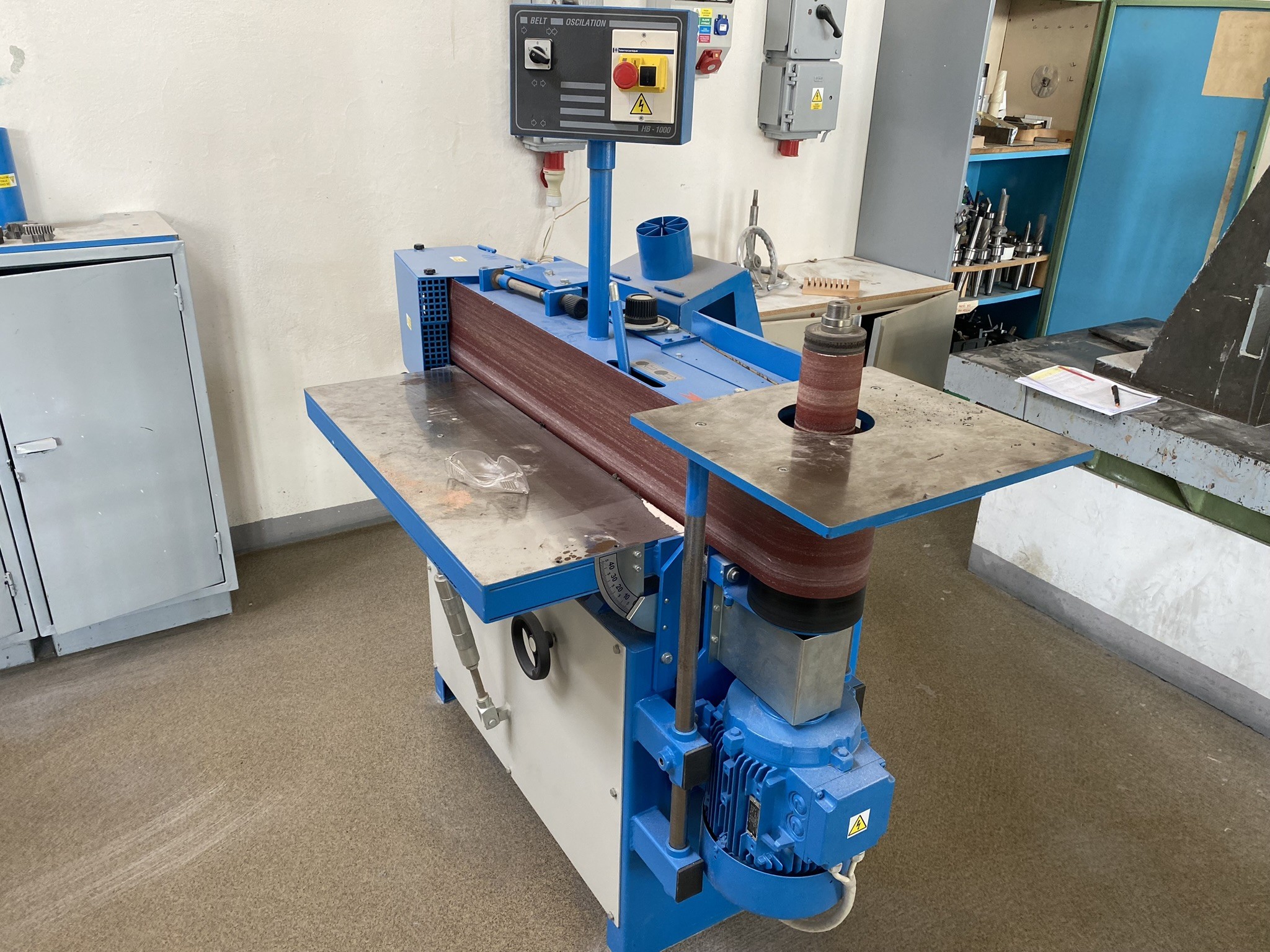 Metalworking machines, industrial robots and vehicles-2