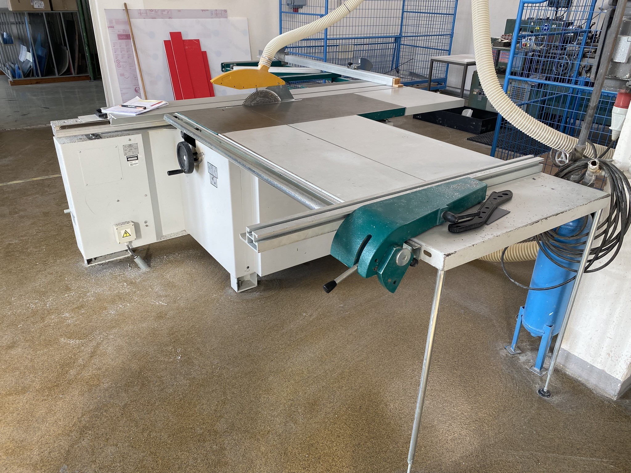 Metalworking machines, industrial robots and vehicles-2