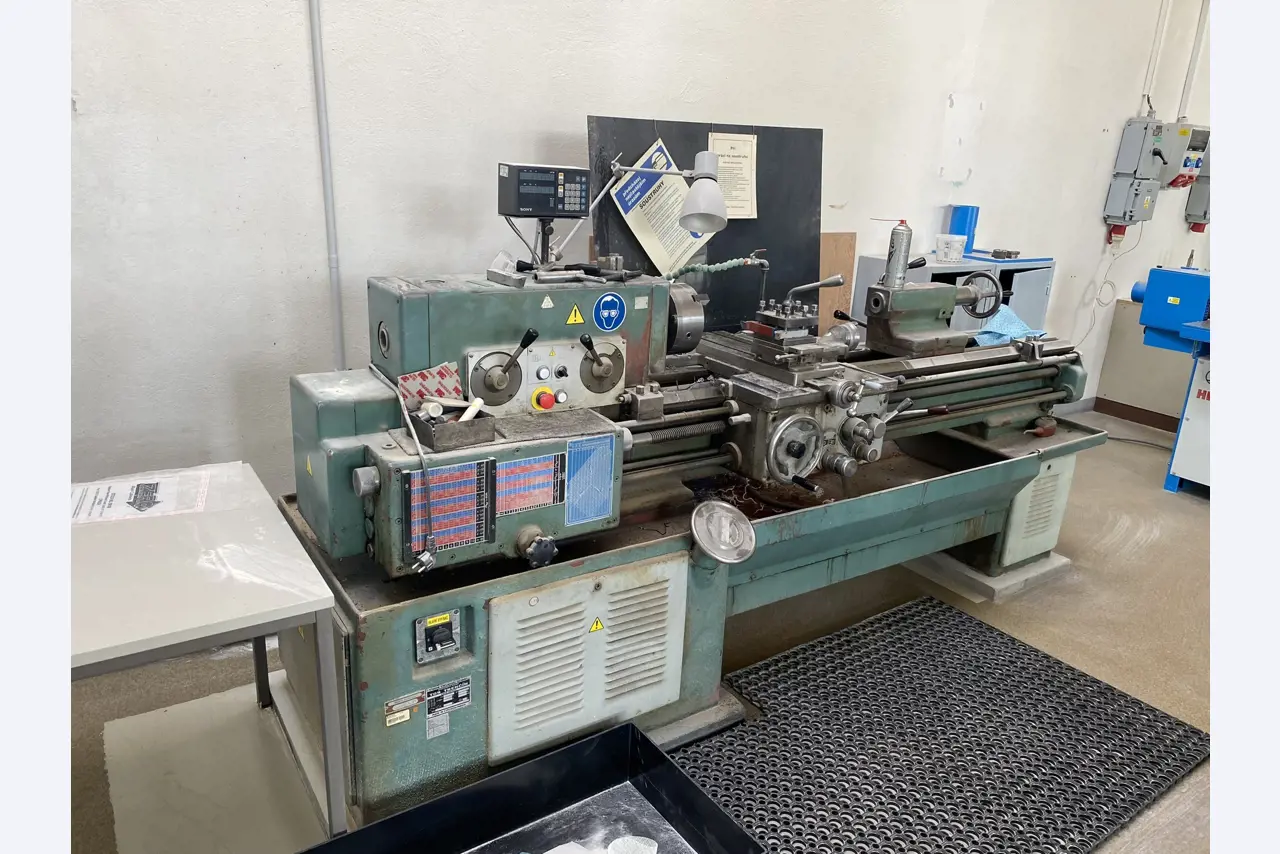 Metalworking machines, industrial robots and vehicles-1