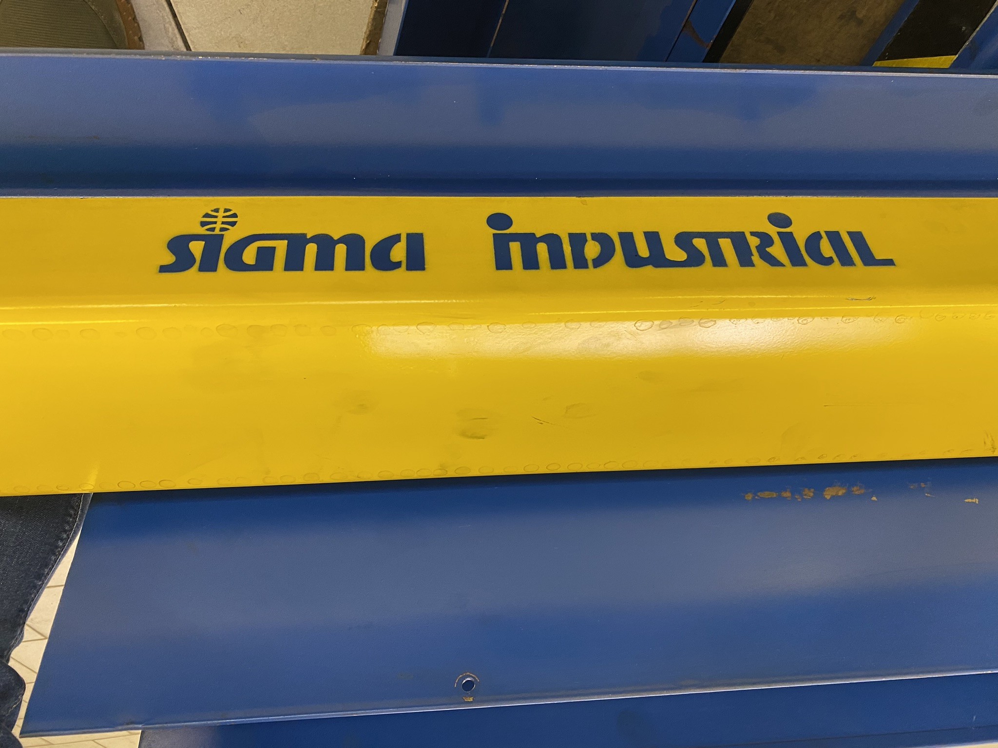 Metalworking machines, industrial robots and vehicles-3