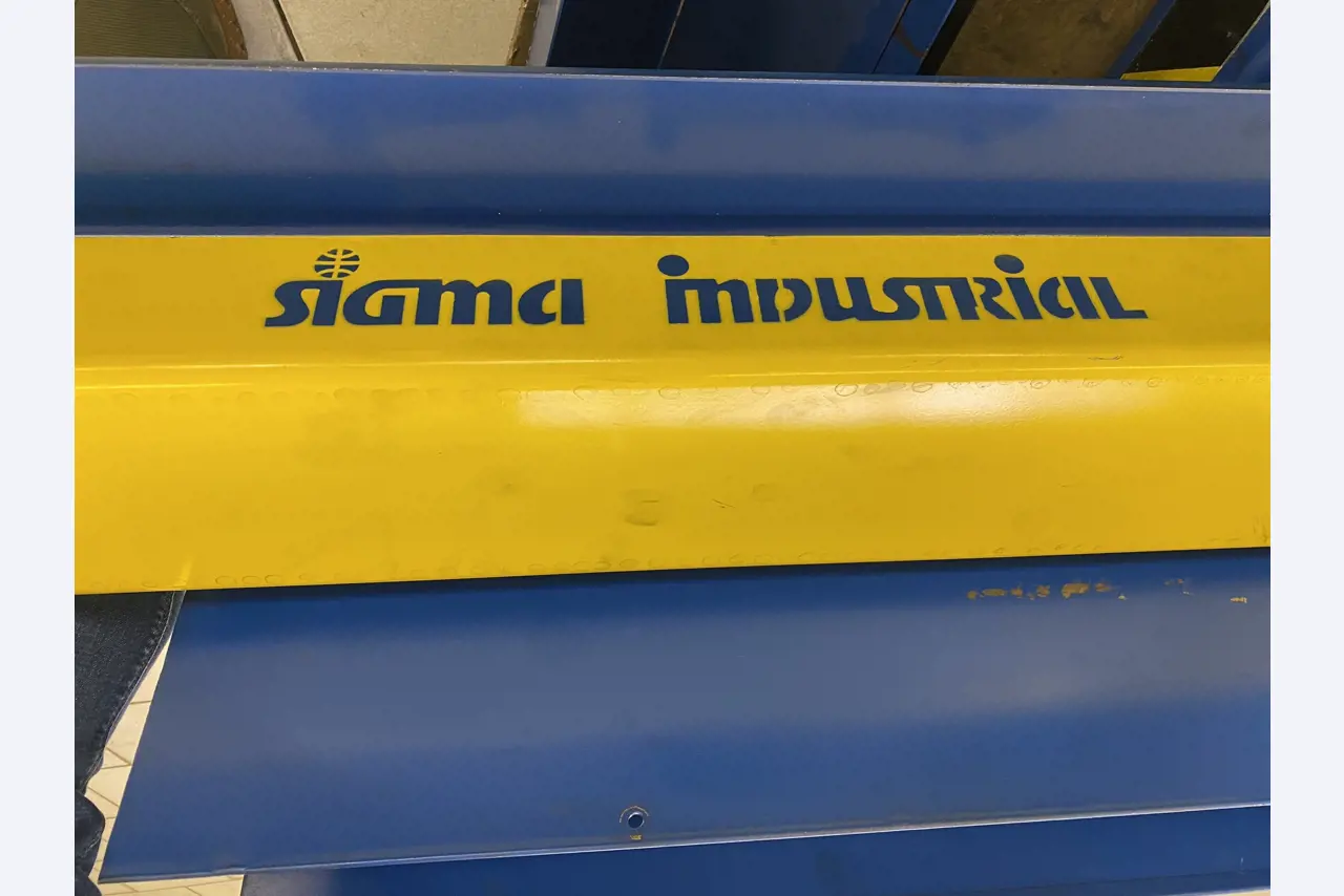 Metalworking machines, industrial robots and vehicles-3