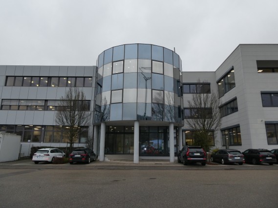 Stanz- und Spritzgussanlagen eines Stanzbetriebes-2