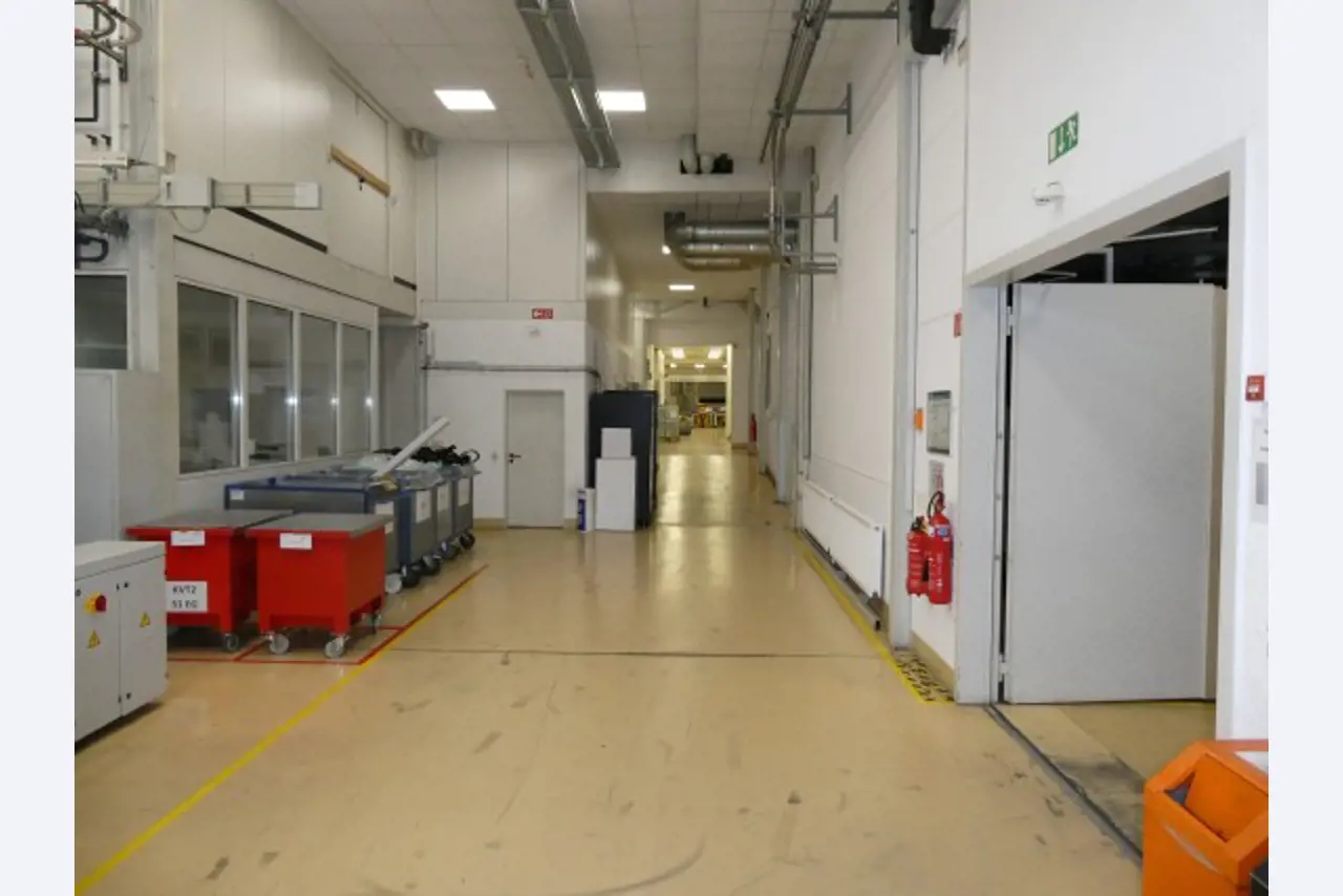 Stamping and injection molding systems of a stamping company-11