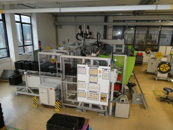 Stanz- und Spritzgussanlagen eines Stanzbetriebes-13