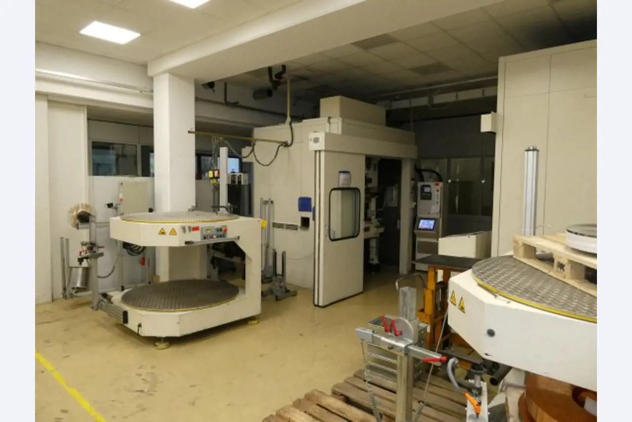 Stamping and injection molding systems of a stamping company-3