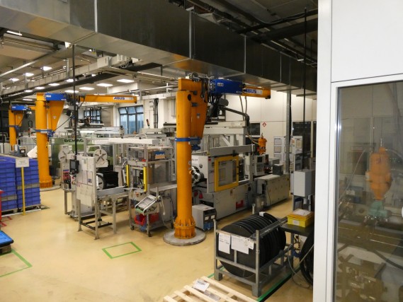 Stanz- und Spritzgussanlagen eines Stanzbetriebes-5