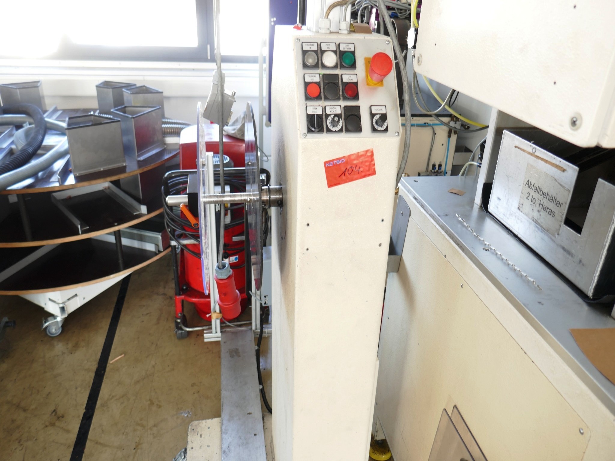 Plastic injection molding, punching machines and peripherals-6