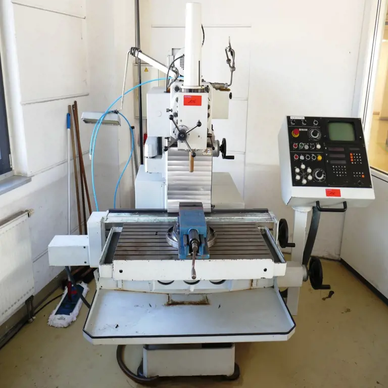 Tool milling machine (surcharge subject to change) MIKRON WF3DPM