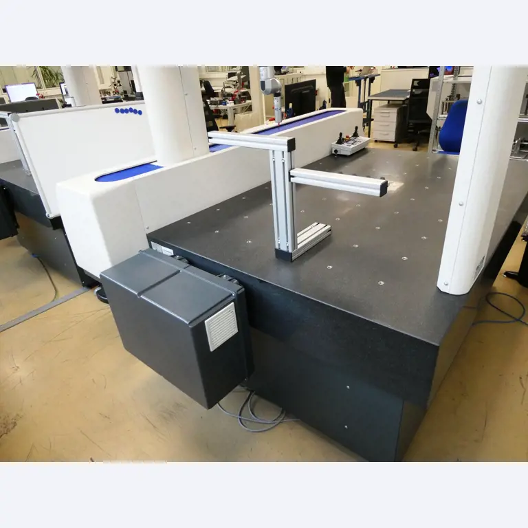 Plastic spuitgietmachines, ponsmachines en randapparatuur-5