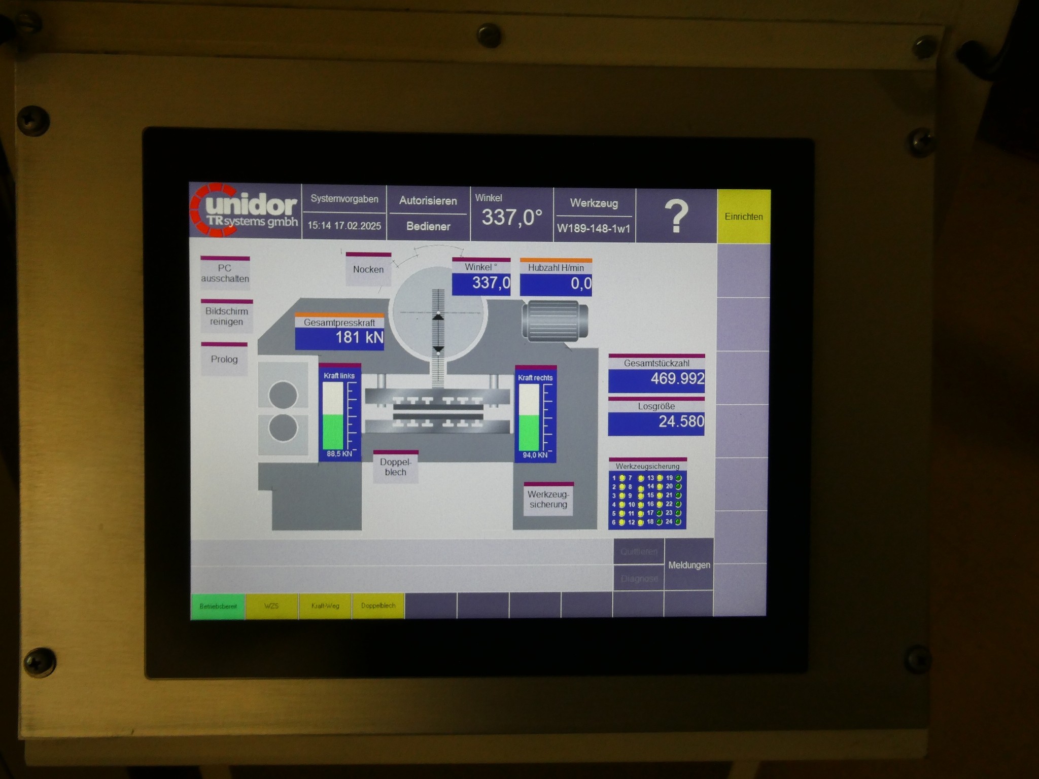 2 spletni dražbi orodja, izsekovalnih strojev in perifernih naprav-17