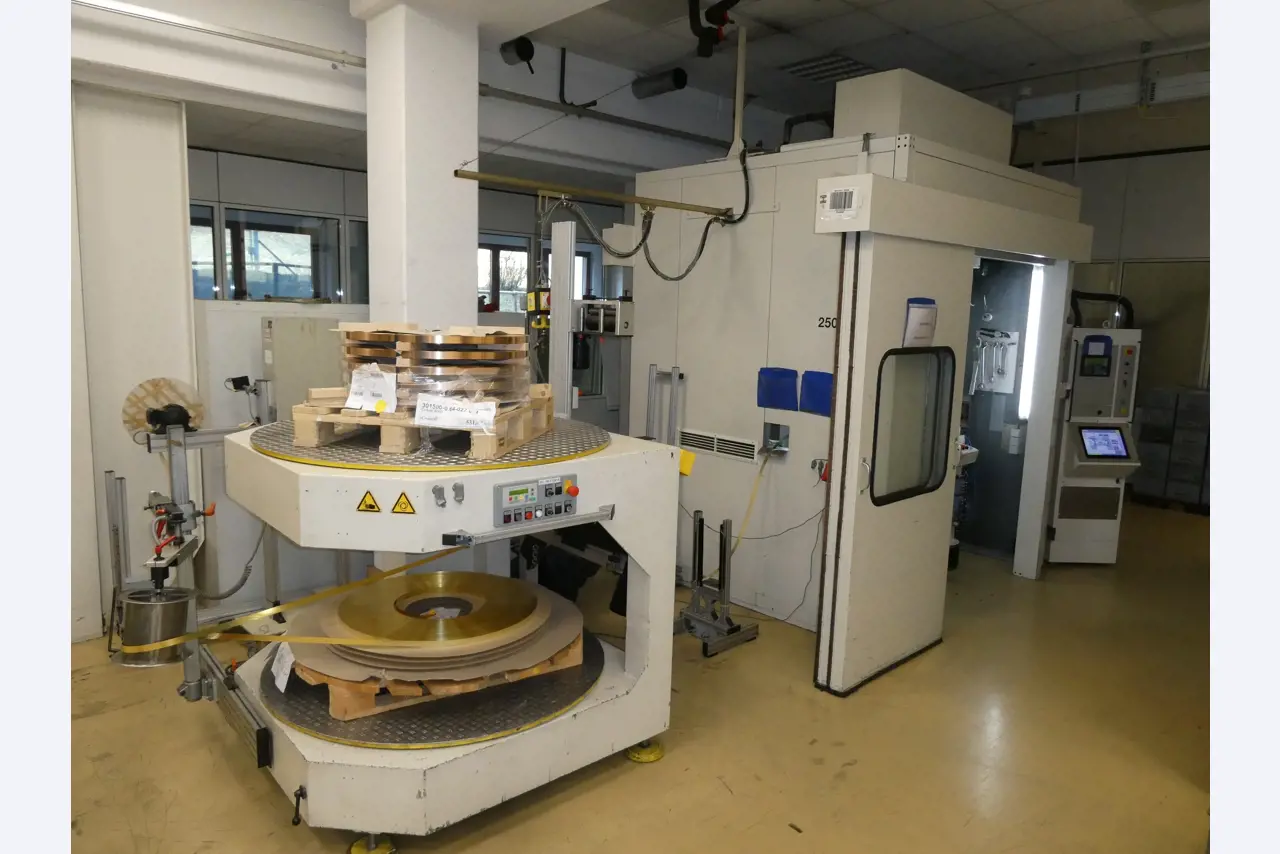 2 Online auctions of tools, punching machines and peripherals-1