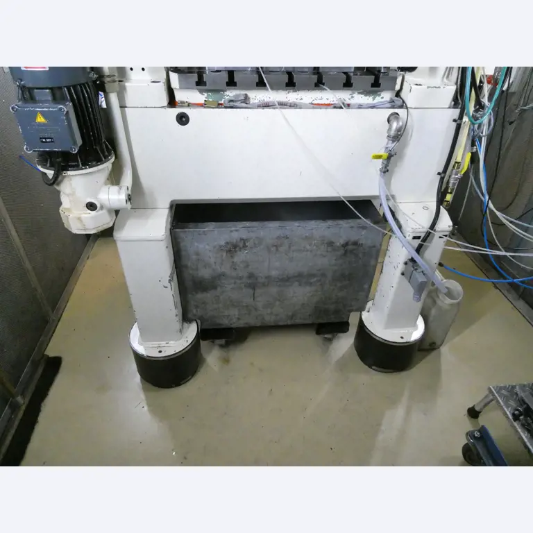 2 Online auctions of tools, punching machines and peripherals-23