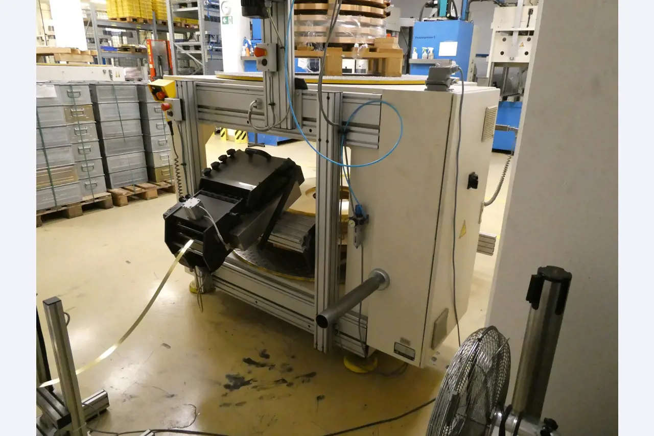 2 Online auctions of tools, punching machines and peripherals-27