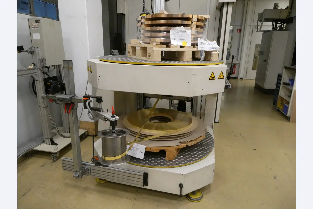 2 Online auctions of tools, punching machines and peripherals-29