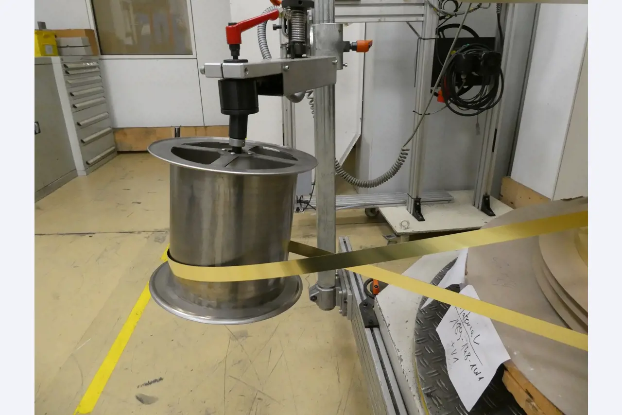 2 Online auctions of tools, punching machines and peripherals-31