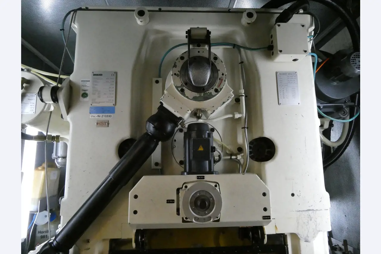 2 Online auctions of tools, punching machines and peripherals-8