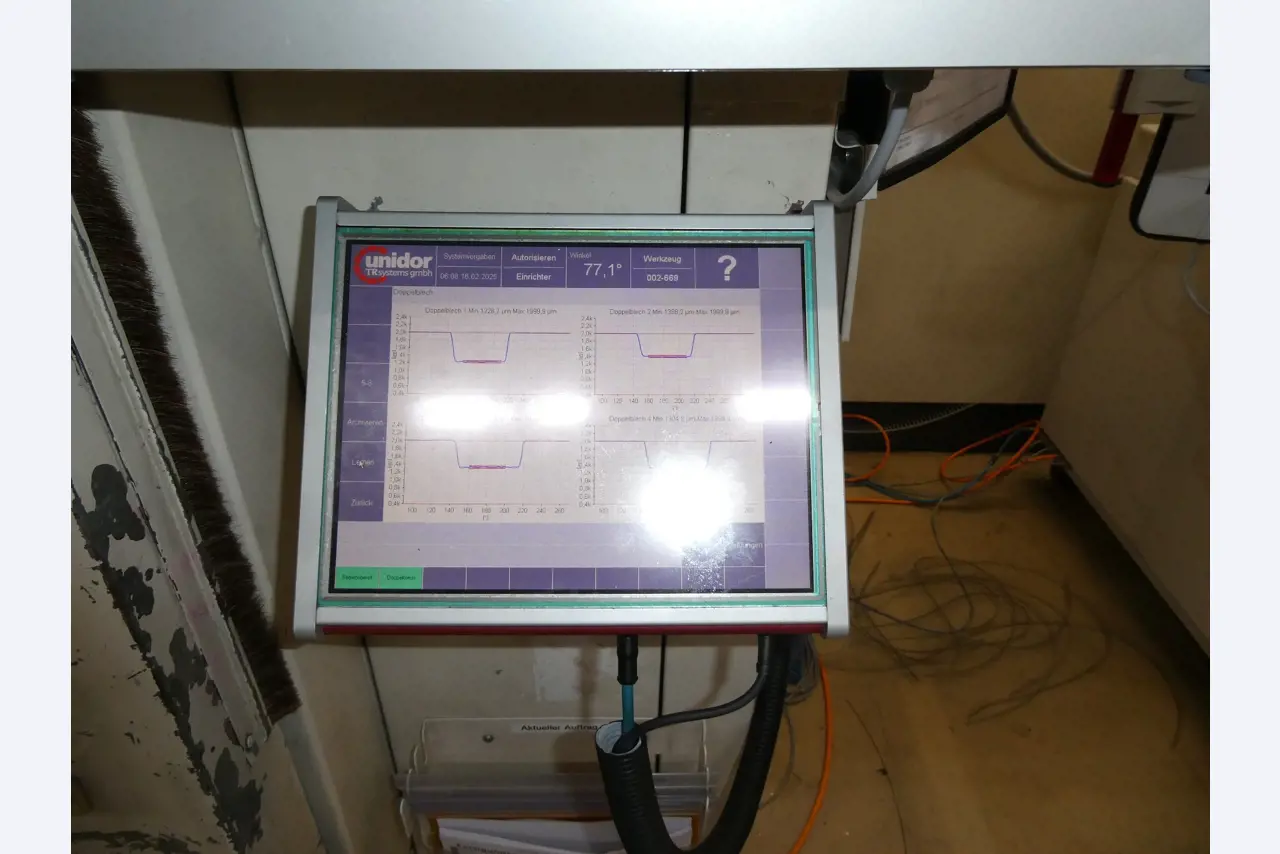 2 Online auctions of tools, punching machines and peripherals-13