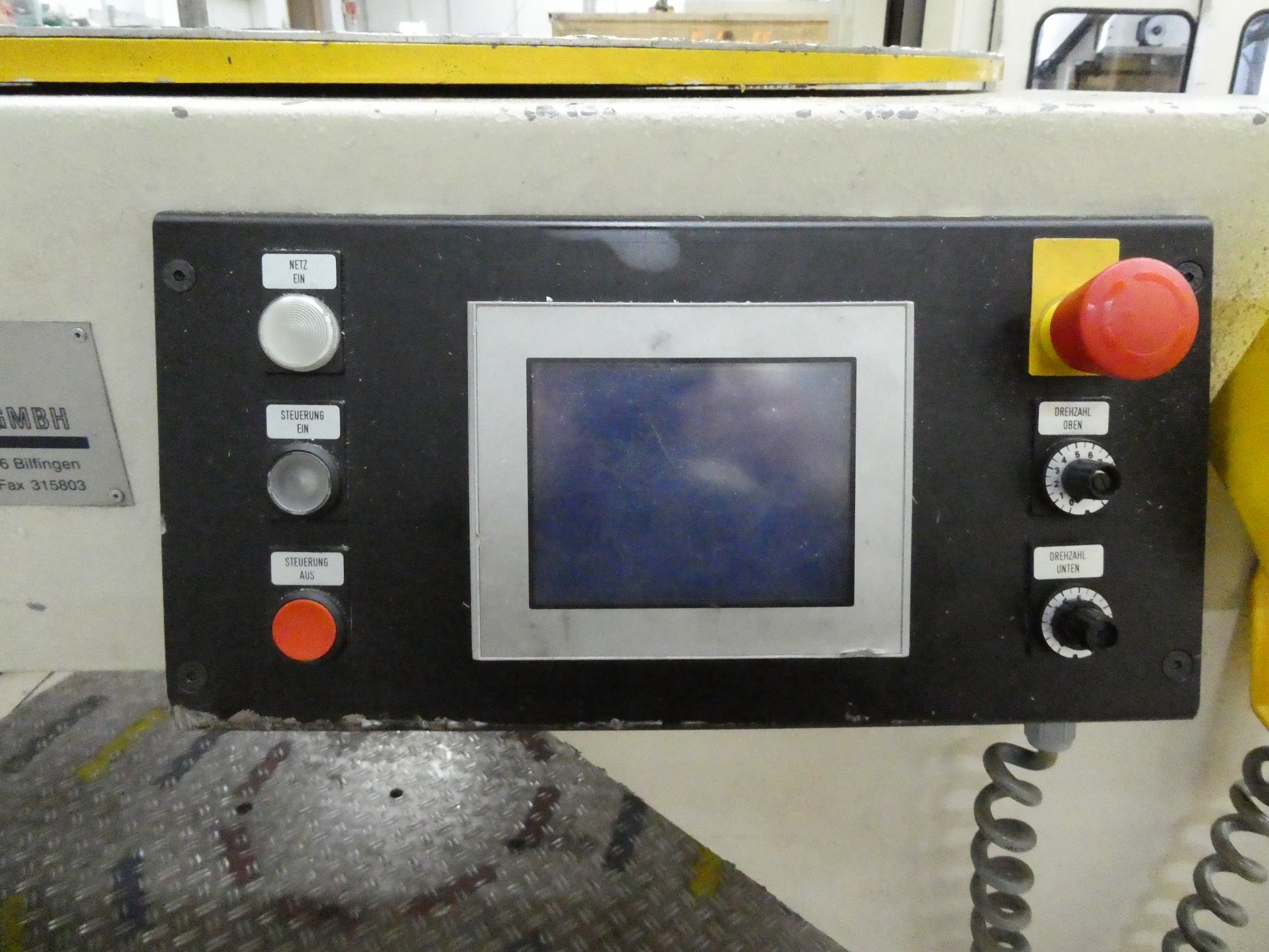 2 spletni dražbi orodja, izsekovalnih strojev in perifernih naprav-37