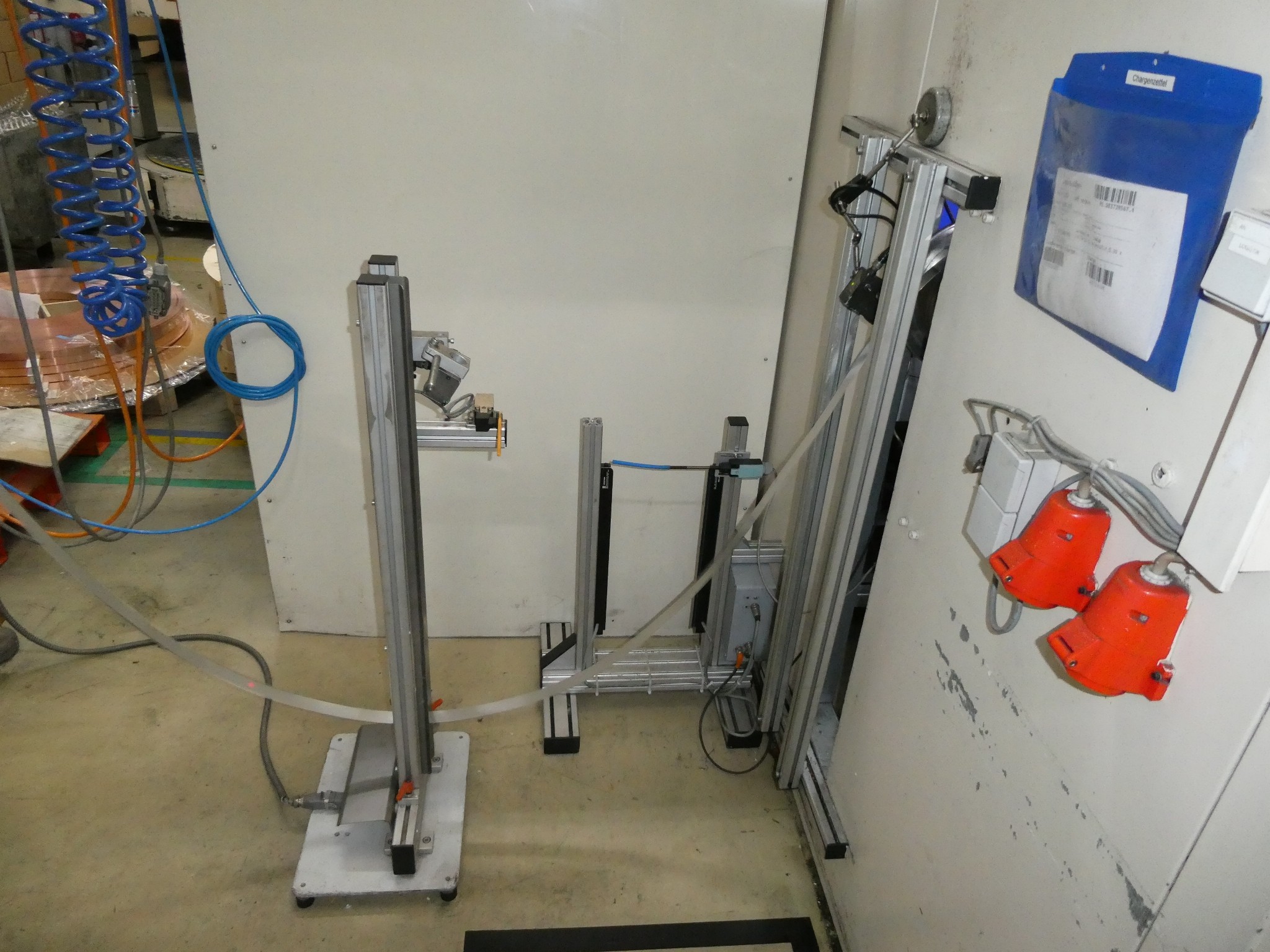 2 spletni dražbi orodja, izsekovalnih strojev in perifernih naprav-3