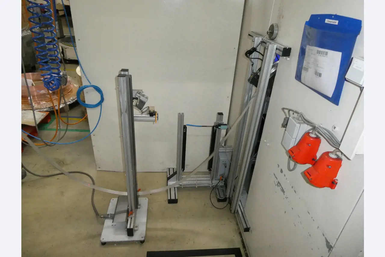 2 Online auctions of tools, punching machines and peripherals-3