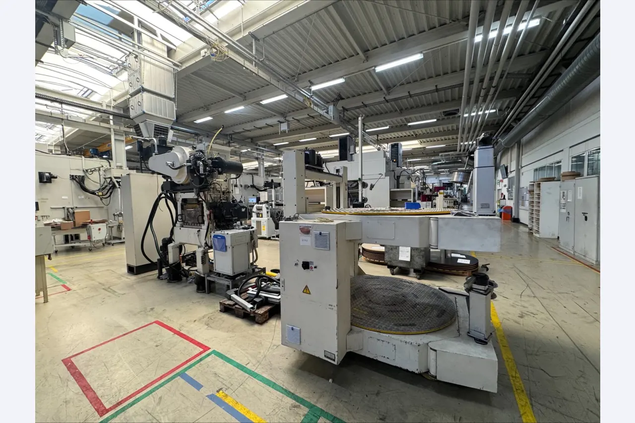 2 Online auctions of tools, punching machines and peripherals-44