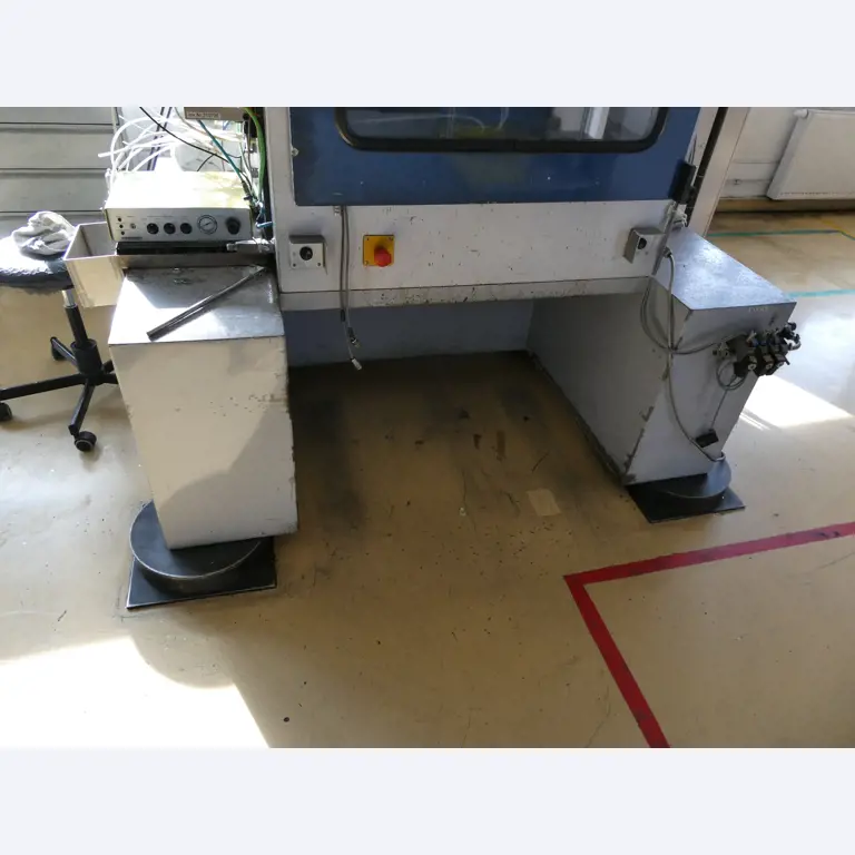 2 Online auctions of tools, punching machines and peripherals-16