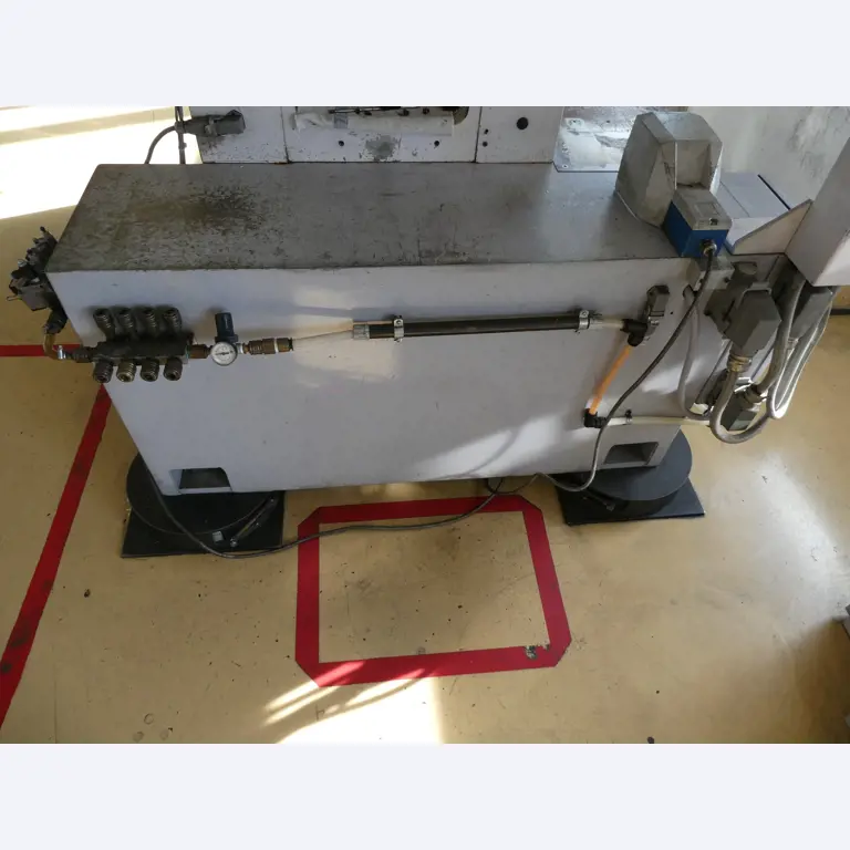 2 Online auctions of tools, punching machines and peripherals-17