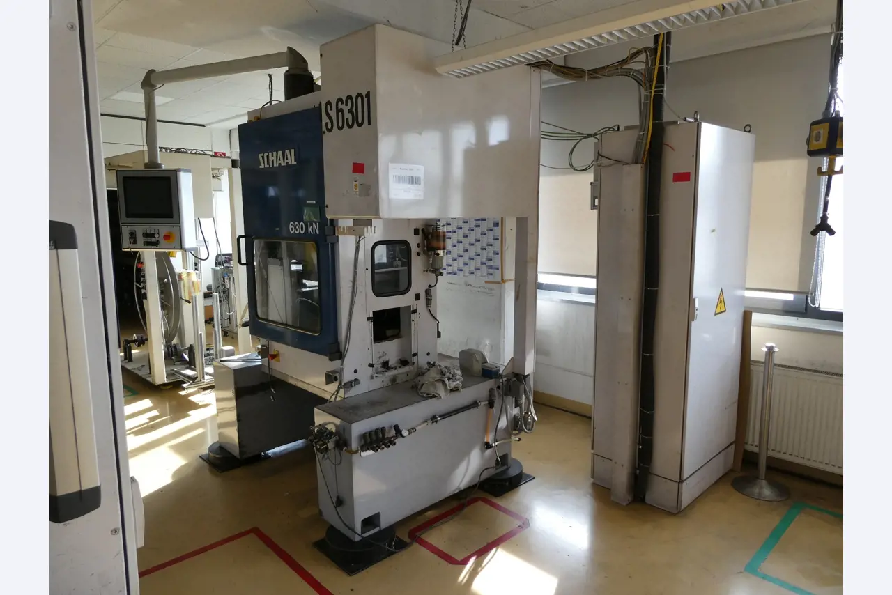 2 Online auctions of tools, punching machines and peripherals-1