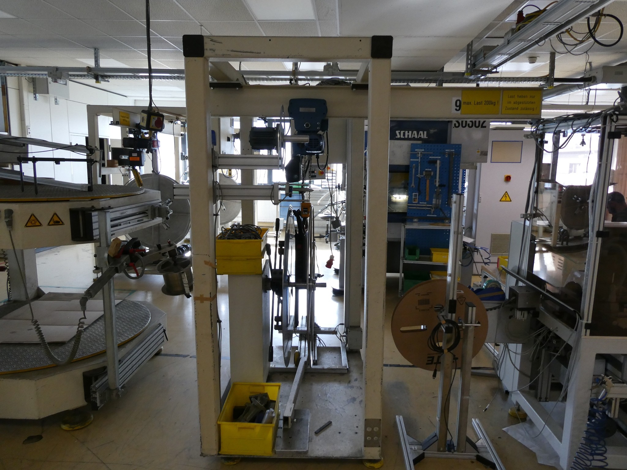 2 aukcje internetowe narzędzi, wykrawarek i urządzeń peryferyjnych-21