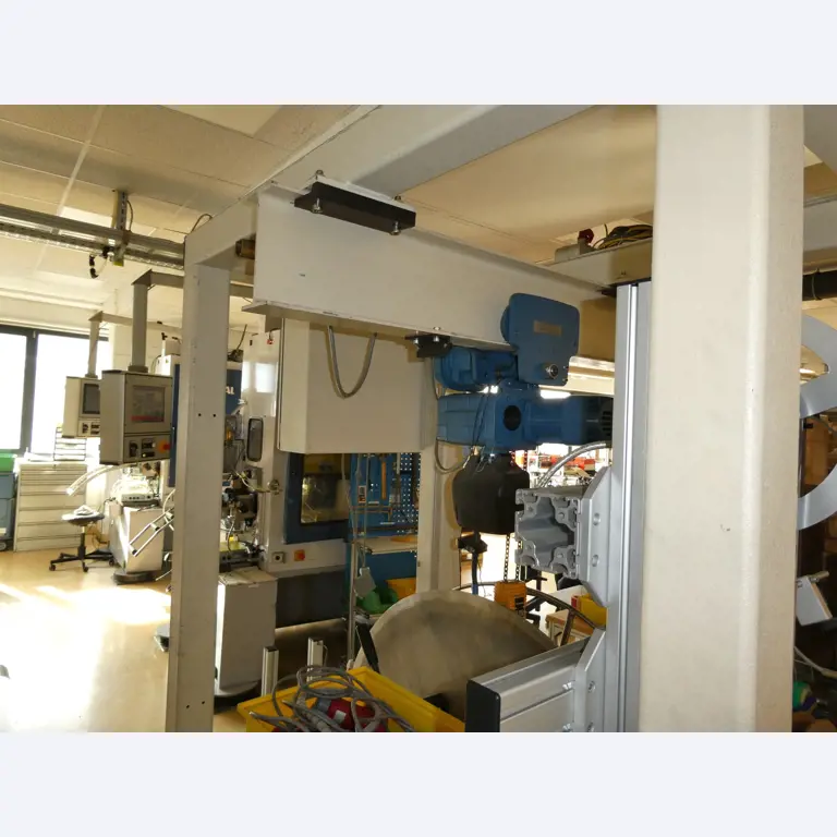 2 Online auctions of tools, punching machines and peripherals-24