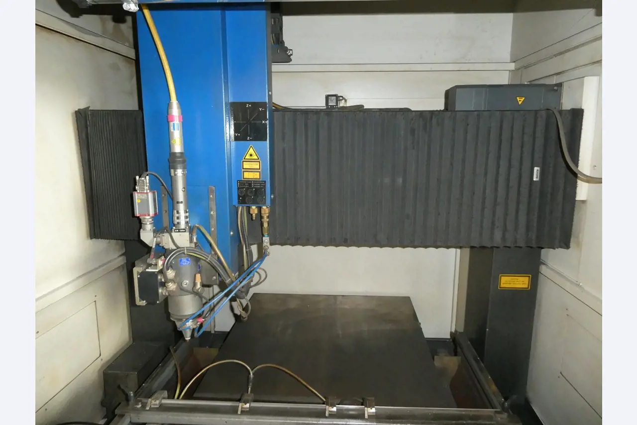 2 Online auctions of tools, punching machines and peripherals-5