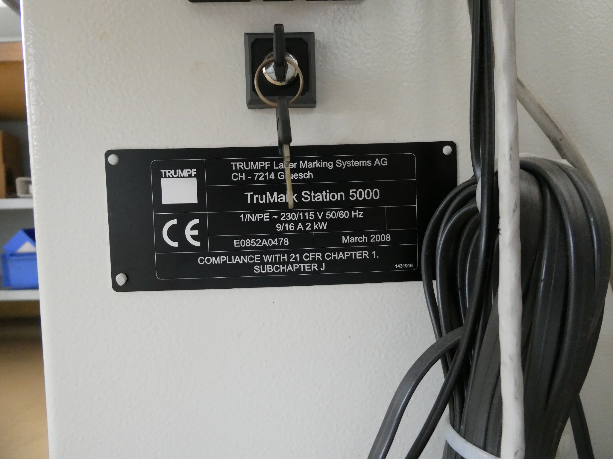 2 aukcje internetowe narzędzi, wykrawarek i urządzeń peryferyjnych-8