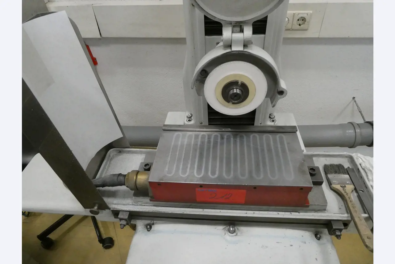 2 Online auctions of tools, punching machines and peripherals-2